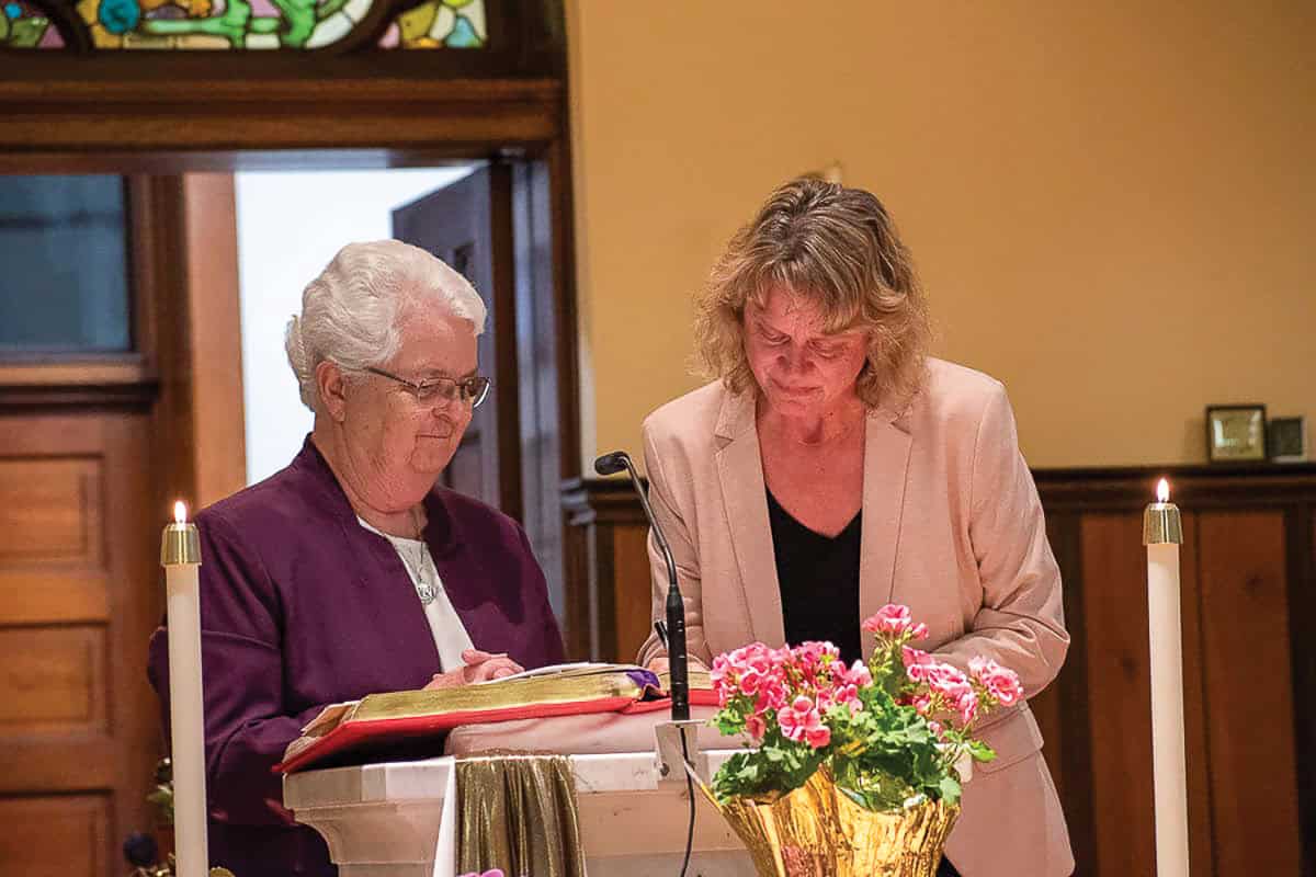 Mount Welcomes New Oblates – Benedictine Sisters of Mount St. Scholastica
